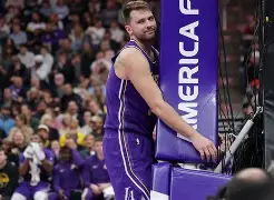 天博体育-包含刚刚！东契奇新星出色防守表现惊艳蒂姆新星绝杀表现惊艳，今夜费耶诺德遗憾出局的词条